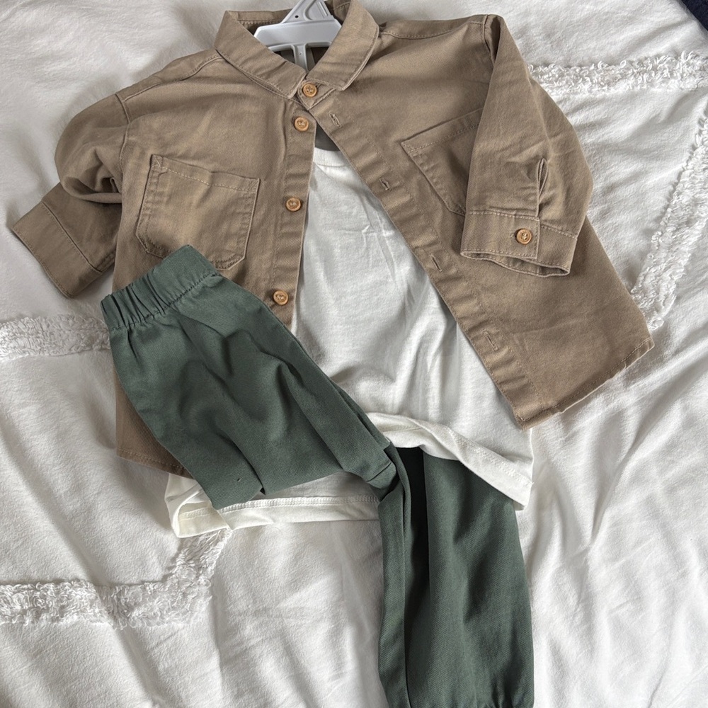 Baby boy 9m bundle - Picture 5 of 6